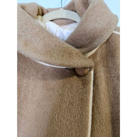 Forstmann Fabrics for Cedrics, vintage tan wool coat. Size M. - Picture 2 of 5